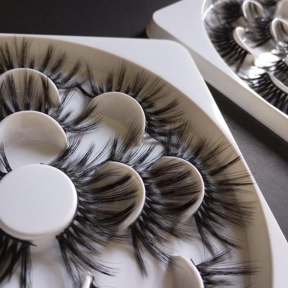 Miss Sexy Lady Mink 7Pairs Craw Fish 25mm Eyelashes - Picture 3 of 5